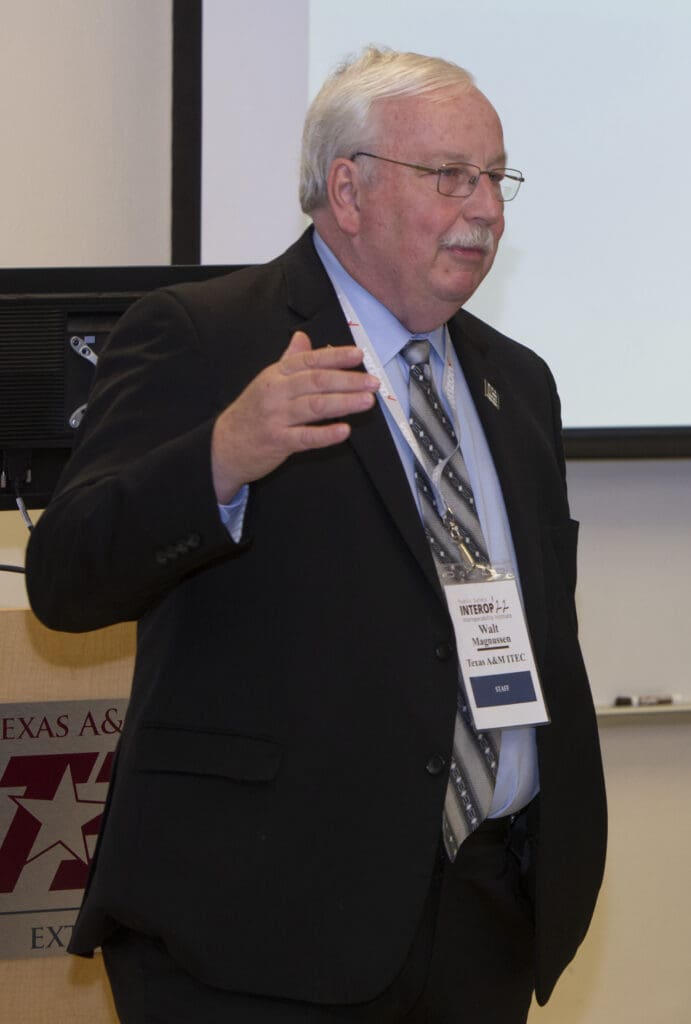 Dr. Walt Magnussen speaking